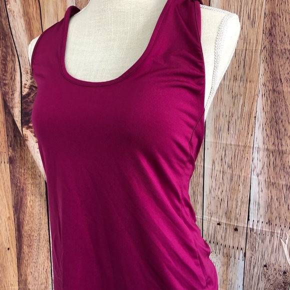Livit Hooded Tank Top - Picture 2 of 5